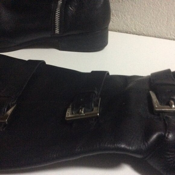 Michael Kors boots - Picture 2 of 5